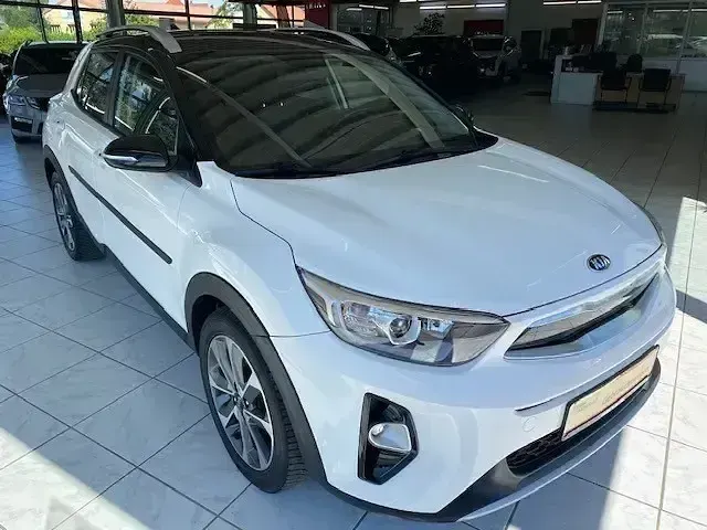 Gebraucht Kia Stonic Vision 120 PS (88 kW) 2019 Weiß SUV