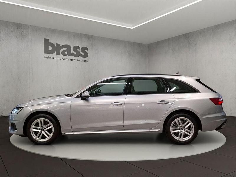 Usado Audi A4 Advanced Plus 136 HP (100 kW) 2024 Prateado Carrinha