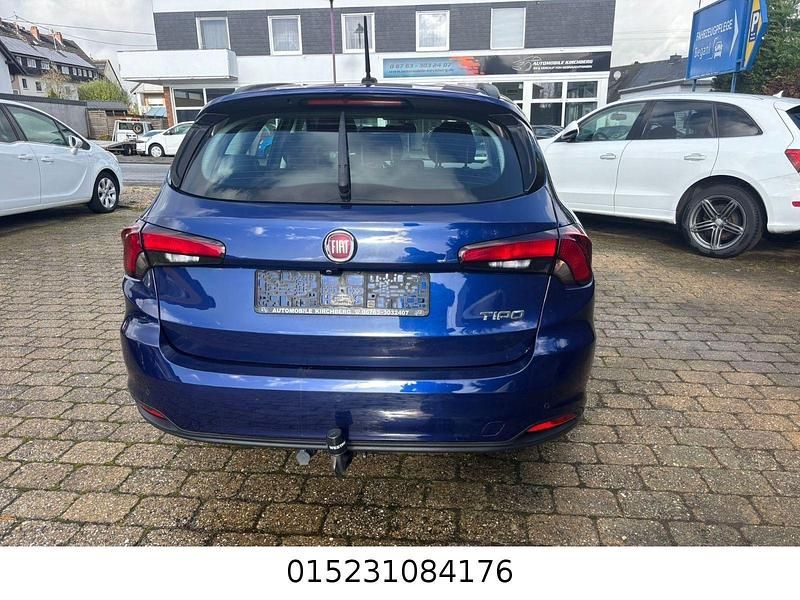 Gebraucht Fiat Tipo Mirror 120 PS (88 kW) 2019 Blau Kombi