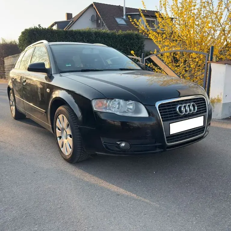 Gebraucht Audi A4 131 PS (96 kW) 2005 Schwarz Kombi