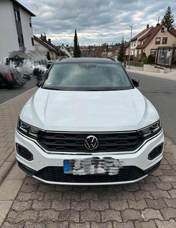 Weiß Gebraucht 2021 VW T-Roc Sport SUV | 22.500 € (Etwas zu teuer) - Bild 1/4