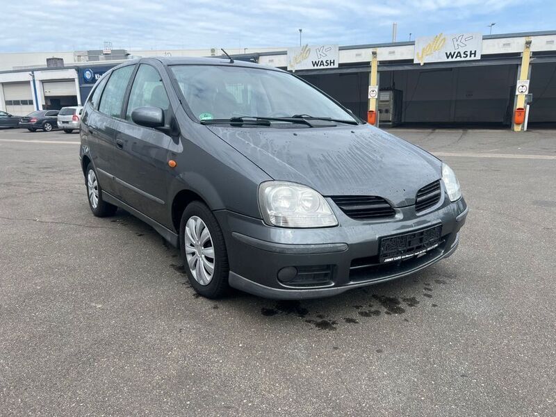 Grau Gebraucht 2003 Nissan Almera Tino Van / Kleinbus | 2.480 € (Fairer Preis) - Bild 1/4