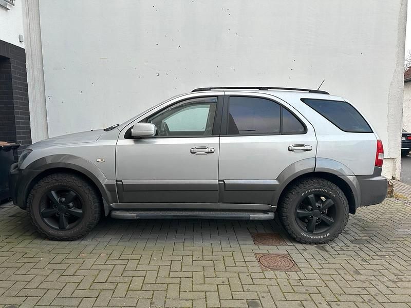 Silber Gebraucht 2006 Kia Sorento EX SUV | 4.999 € (Etwas zu teuer) - Bild 1/4