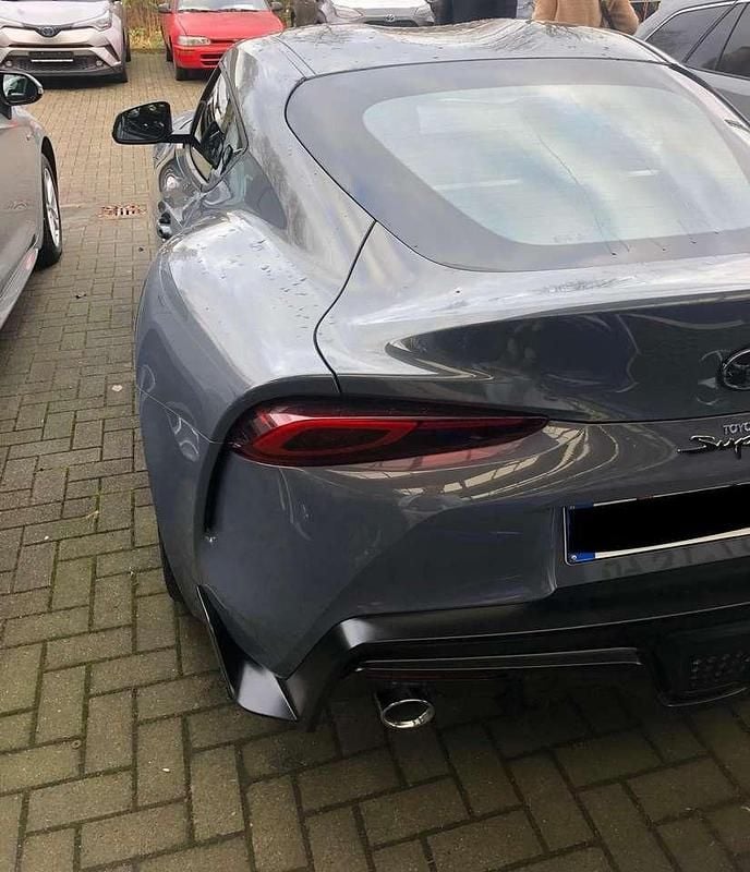 Grau Gebraucht 2022 Toyota Supra Coupé | 44.500 € (Guter Preis) - Bild 1/3