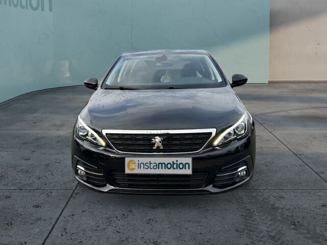 Gebraucht Peugeot 308 Active 110 PS (80 kW) 2021 Schwarz Limousine