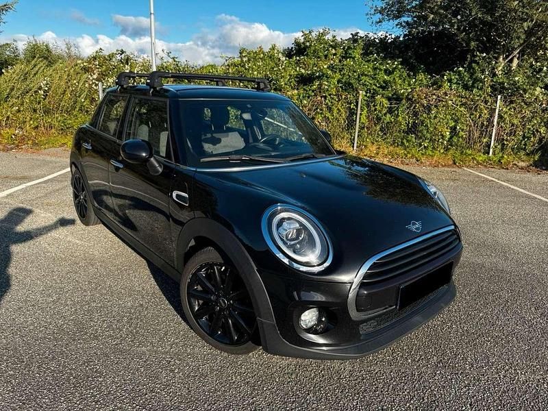 Schwarz Gebraucht 2019 Mini Cooper Kleinwagen | 14.800 € (Fairer Preis) - Bild 1/4