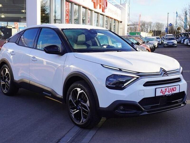 Second-hand Citroën C4 PureTech 131 CP (96 kW) 2022 Alb Berlinǎ