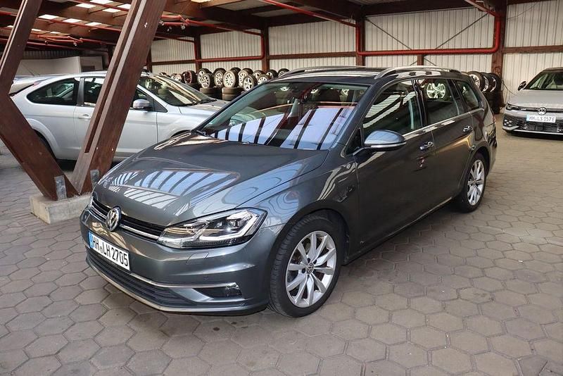 Grau Gebraucht 2020 VW Golf VII Highline Kombi | 15.490 € (Guter Preis) - Bild 1/4