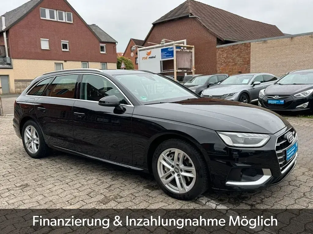 Używany Audi A4 Advanced 190 KM (139 kW) 2019 Czarny Kombi