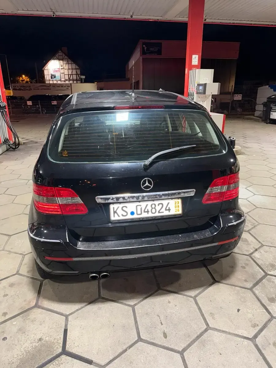 Gebraucht Mercedes E200 2005 Schwarz Limousine