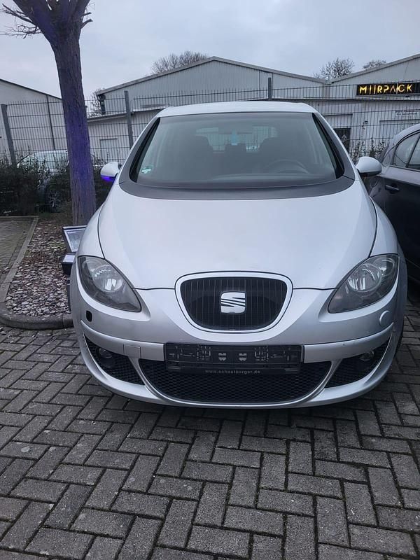 Gebraucht Seat Altea 140 PS (102 kW) 2007 Silber Limousine