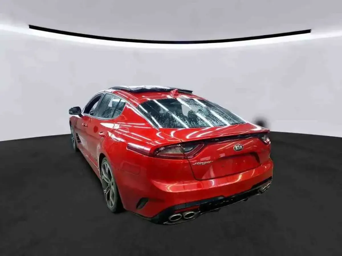 Gebraucht Kia Stinger GT 370 PS (272 kW) 2018 Chroma rot Kleinwagen