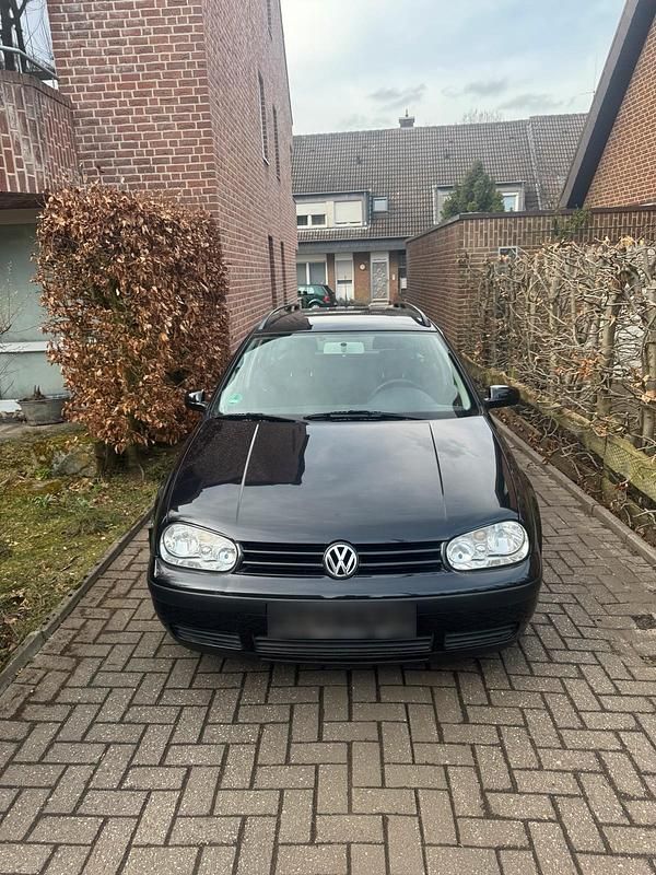 Gebraucht VW Golf IV 75 PS (55 kW) 2001 Schwarz Kombi