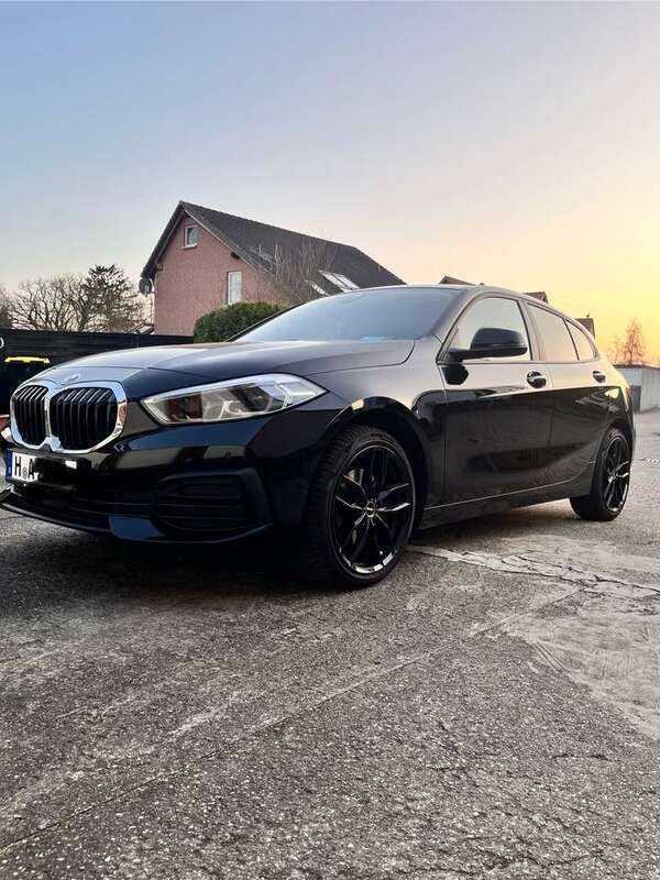 Gebraucht 2021 BMW 118 Kleinwagen | 18.100 € (Guter Preis) - Bild 1/4
