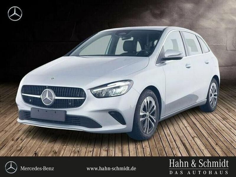 Lack hightechsilber (metallic) Gebraucht 2024 Mercedes B180 Progressive Van / Kleinbus | 32.990 € (Teuer) - Bild 1/4