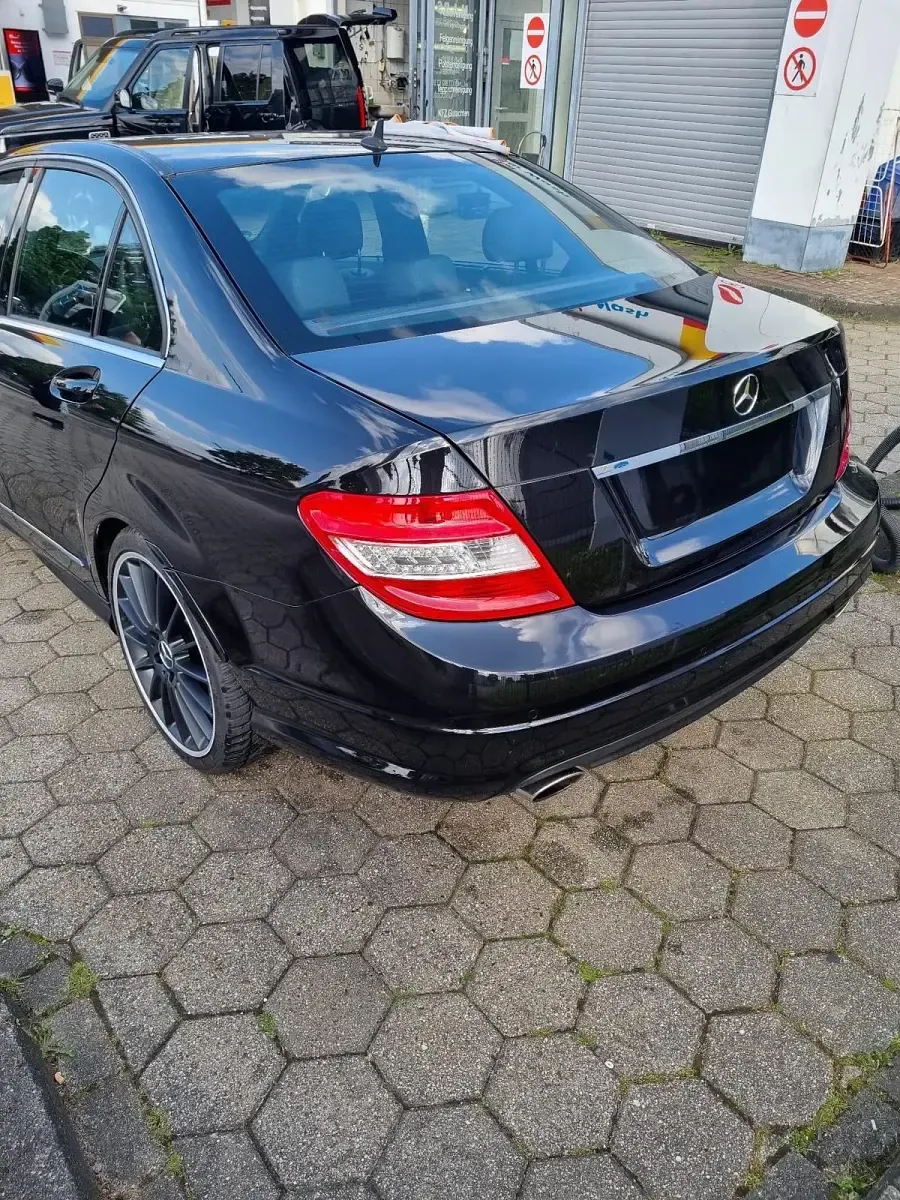 Gebraucht Mercedes C280 2009 Schwarz Limousine