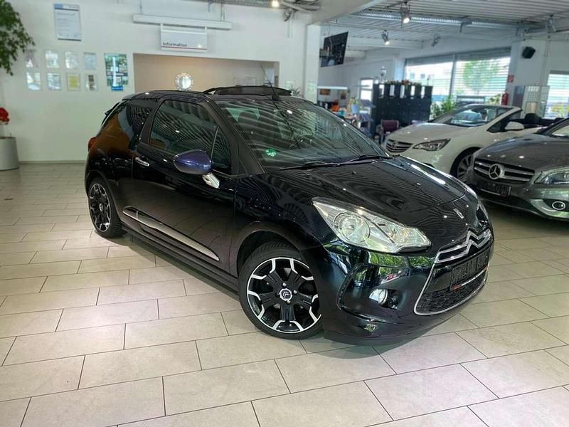 Lackierung schwarz perla nera/ Gebraucht 2014 Citroën DS3 Cabriolet Sport Chic Cabrio | 8.400 € (Fairer Preis) - Bild 1/4