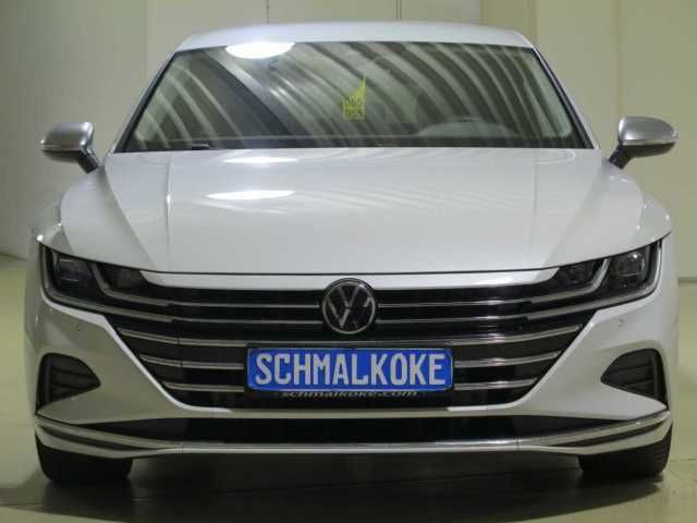 Oryxweiß perlmutteffekt (metallic) Gebraucht 2023 VW Arteon Elegance Kombi | 28.950 € (Guter Preis) - Bild 1/4