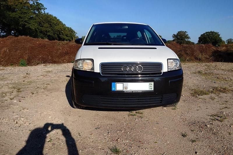 Schwarz Gebraucht 2005 Audi A2 Kleinwagen | 3.450 € (Etwas zu teuer) - Bild 1/4
