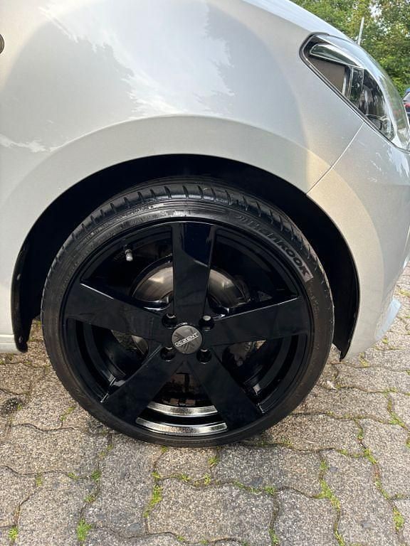 Gebraucht VW up! high up! 75 PS (55 kW) 2014 Silber Kleinwagen