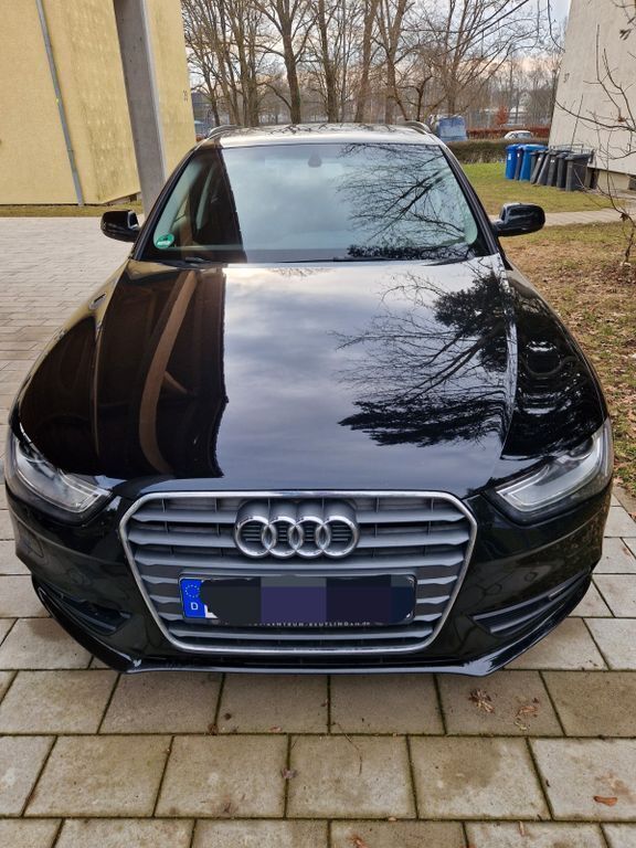 Schwarz Gebraucht 2014 Audi A4 Attraction Kombi | 12.000 € (Teuer) - Bild 1/4
