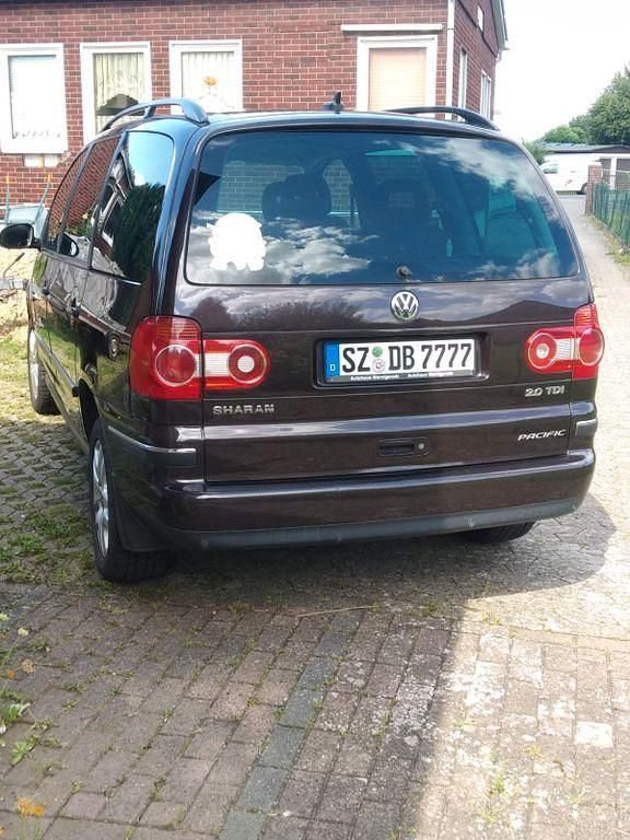 Gebraucht VW Sharan Pacific 140 PS (102 kW) 2007 Braun Van / Kleinbus