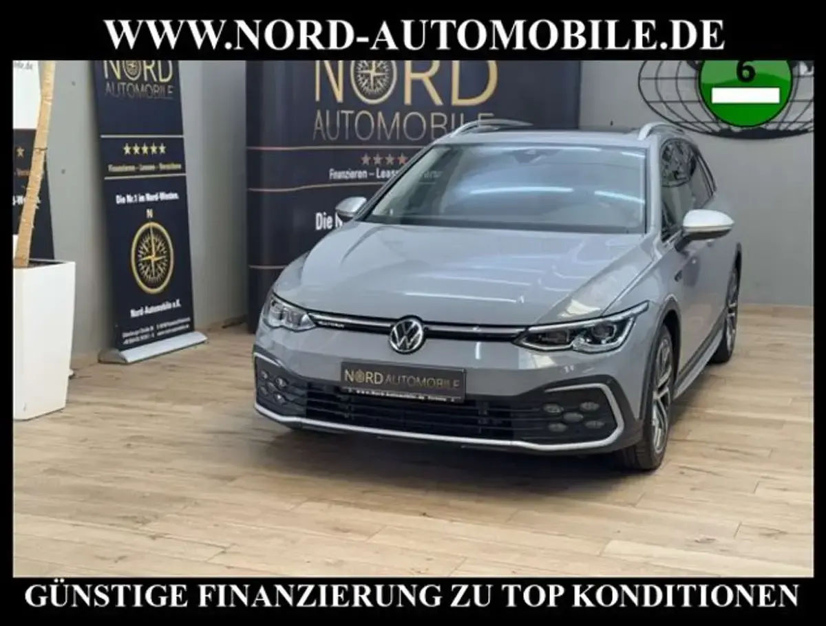 Gebraucht VW Golf Alltrack 200 PS (147 kW) 2022 Mondsteingrau Kombi