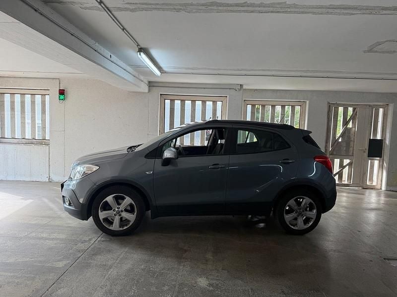 Grau Gebraucht 2013 Opel Mokka SUV | 7.150 € (Guter Preis) - Bild 1/2
