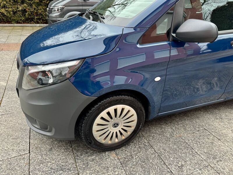 Gebraucht Mercedes Vito 136 PS (100 kW) 2023 Blau Van