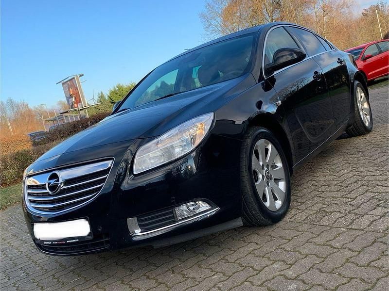 Gebraucht Opel Insignia 131 PS (96 kW) 2012 Limousine