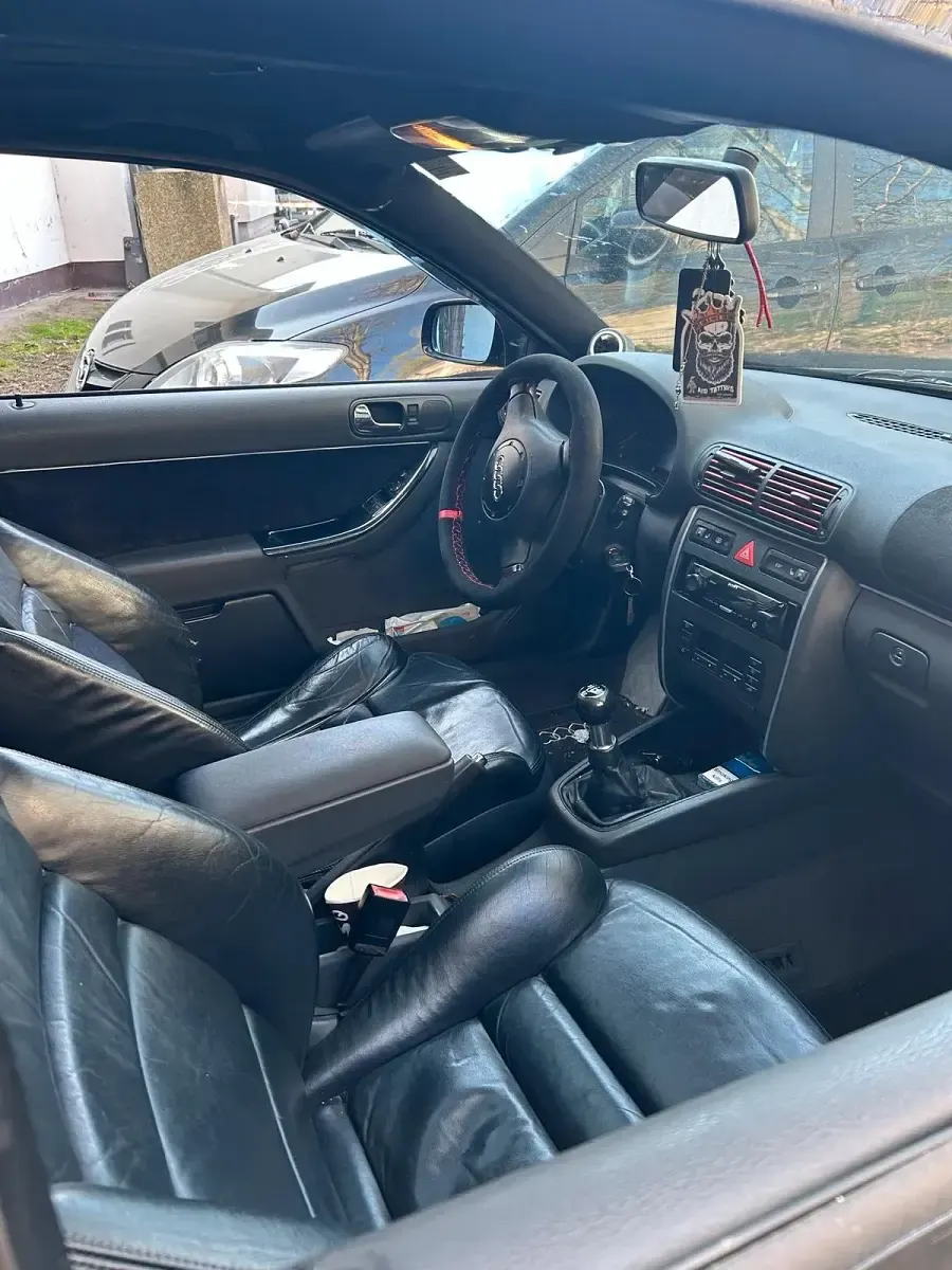 Gebraucht Audi A3 Ambiente 250 PS (183 kW) 2000 Schwarz Kleinwagen