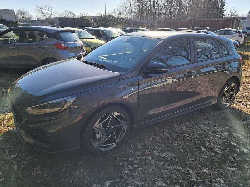 Ecotonic grey Neu 2025 Hyundai i30 N Line Limousine | 30.730 € (Teuer) - Bild 1/4