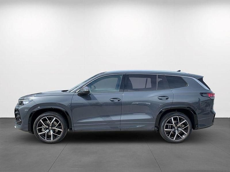 Gebraucht VW Tayron R-line 150 PS (110 kW) 2025 Grau SUV