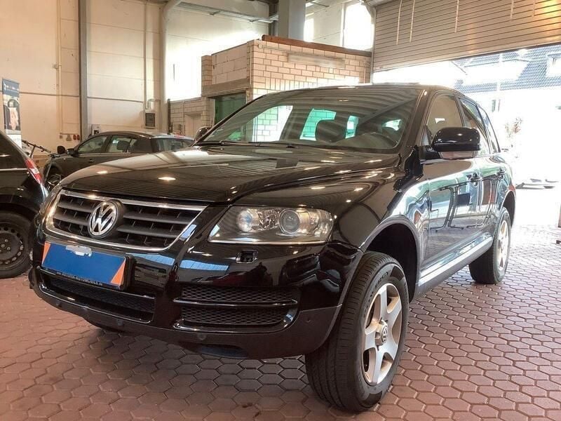Schwarz Gebraucht 2006 VW Touareg Design SUV | 8.990 € (Fairer Preis) - Bild 1/4