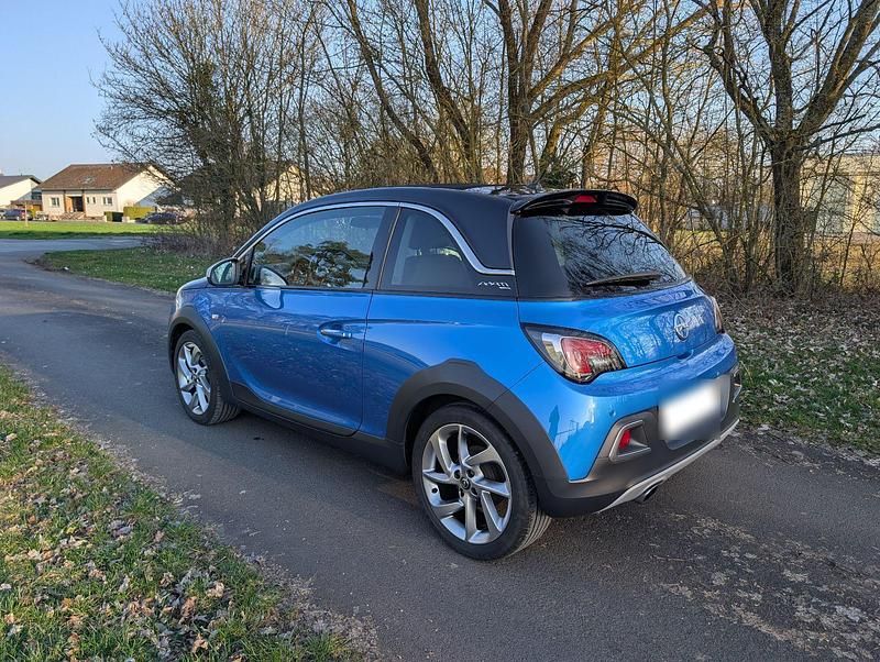 Gebraucht Opel Adam Rocks Rocks 87 PS (63 kW) 2015 Blau Kleinwagen