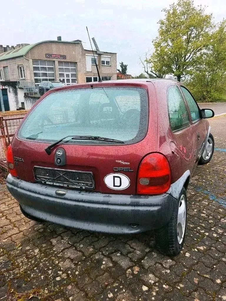 Second-hand Opel Corsa 60 CP (44 kW) 1995 Roșu Hatchback