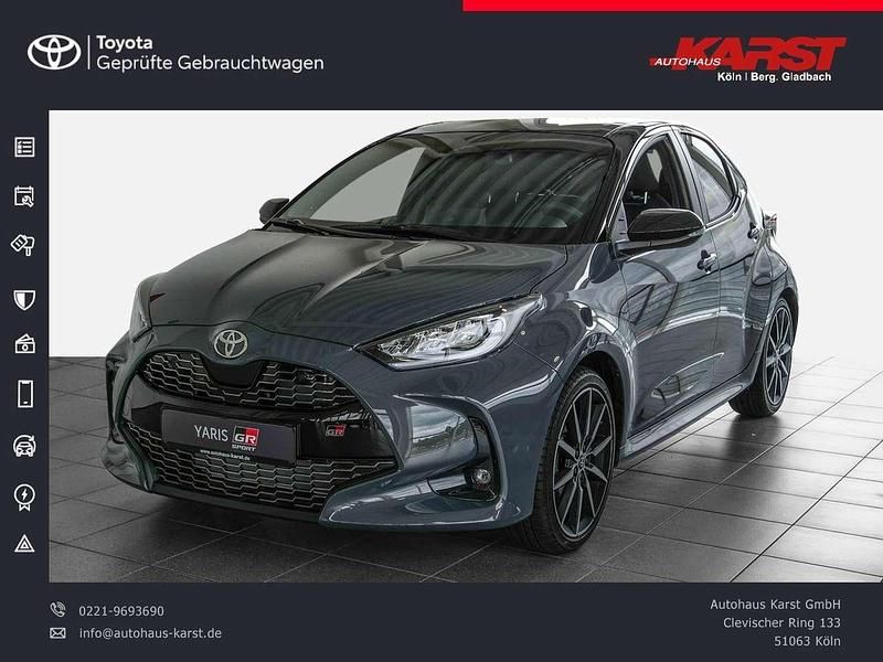 Grau Neu 2025 Toyota Yaris Hybrid Sport Kleinwagen | 32.445 € (Teuer) - Bild 1/4