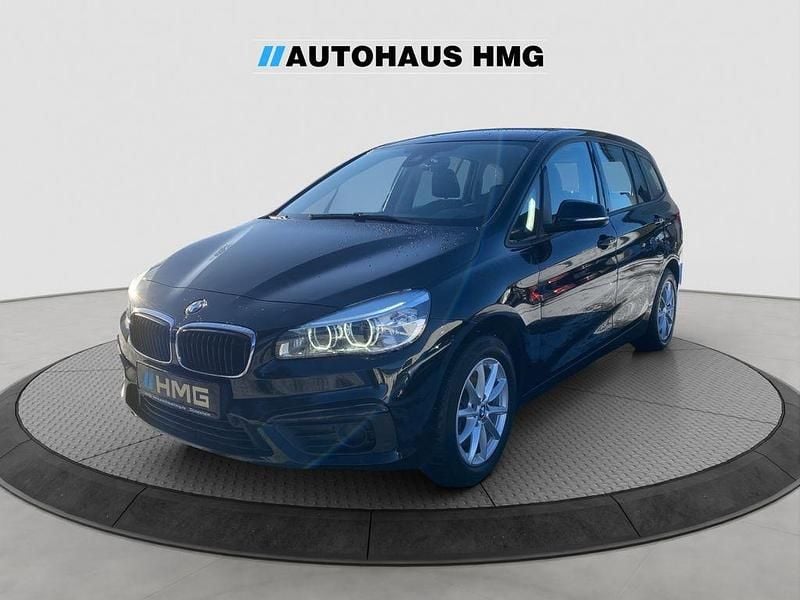 Schwarz Gebraucht 2018 BMW 218 Gran Tourer Sport Line Van / Kleinbus | 12.600 € (Guter Preis) - Bild 1/4