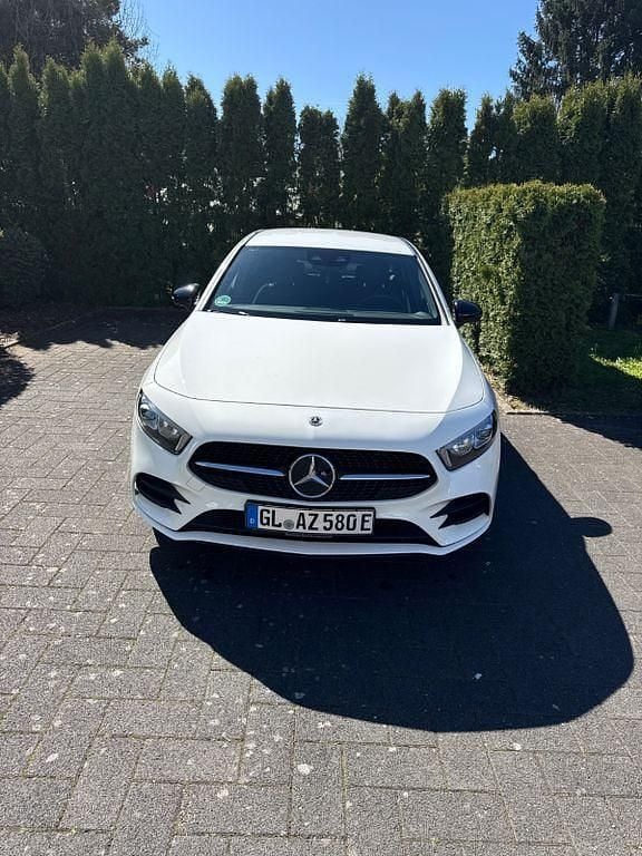 Gebraucht Mercedes A250 218 PS (160 kW) 2020 Weiß Limousine