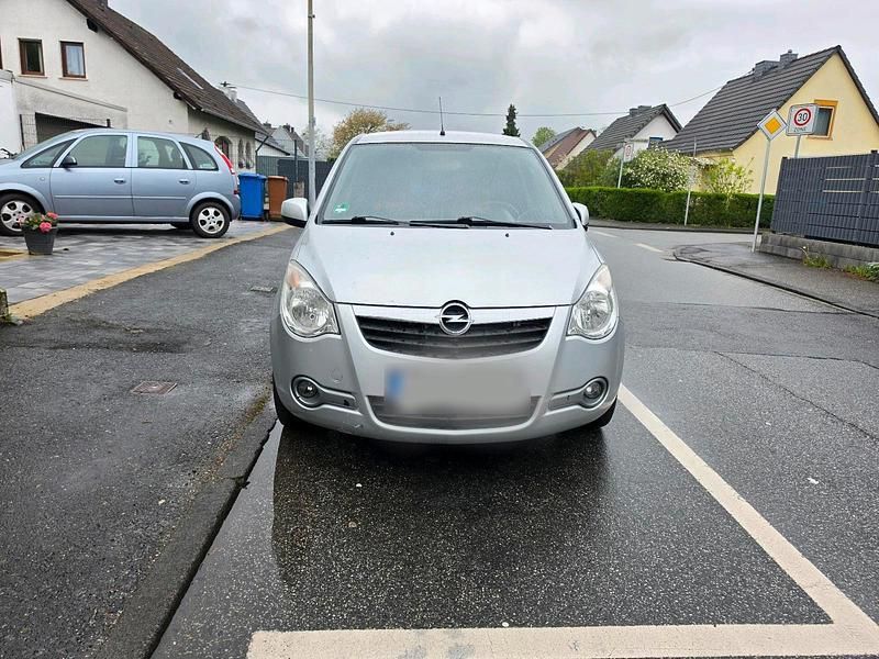 Second-hand Opel Agila 75 CP (55 kW) 2009 Argintiu Hatchback