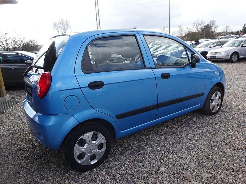 Gebraucht Chevrolet Matiz 52 PS (38 kW) 2009 Blau Kleinwagen