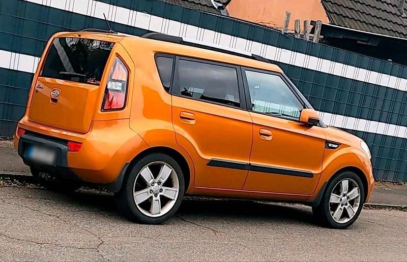 Gebraucht Kia Soul 126 PS (92 kW) 2009 Orange SUV