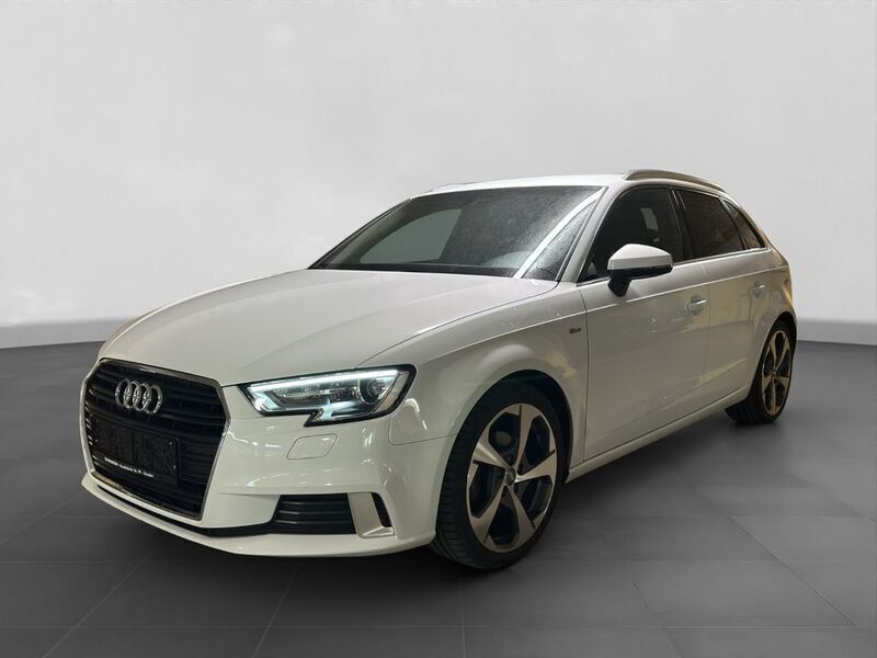 Weiß Gebraucht 2017 Audi A3 S-Line Limousine | 16.500 € (Superpreis) - Bild 1/4
