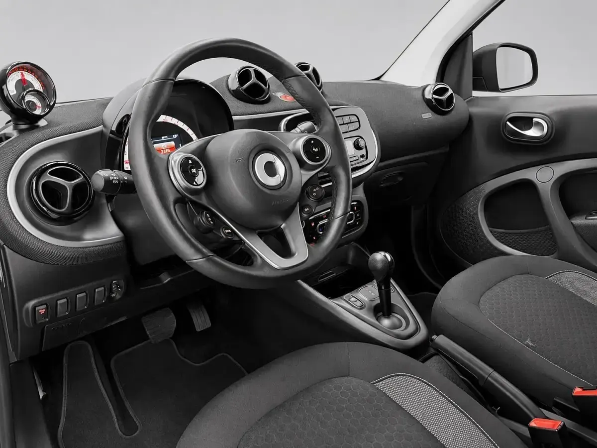 Gebraucht Smart ForTwo Electric Drive 60 kW (82 PS) 2023 Schwarz Coupé