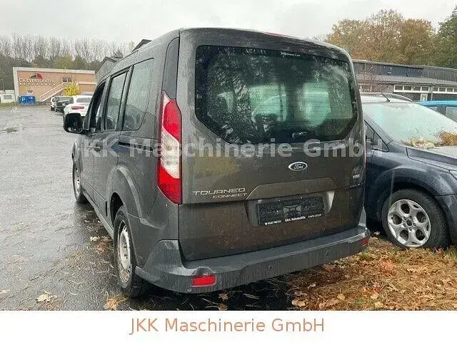 Gebraucht Ford Tourneo Connect Trend 101 PS (74 kW) 2016 Grau metallic Van / Kleinbus