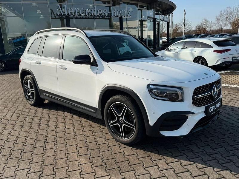 Gebraucht Mercedes GLB220 AMG 190 PS (139 kW) 2020 Weiß SUV