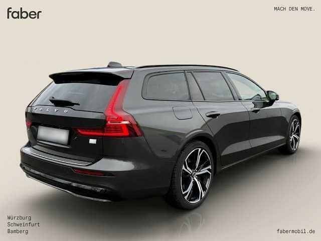 Gebraucht Volvo V60 Ultimate 455 PS (334 kW) 2022 Grau Kombi