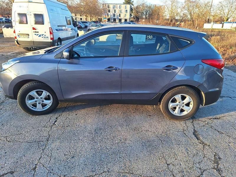 Gebraucht Hyundai ix35 Style 184 PS (135 kW) 2012 Blau SUV