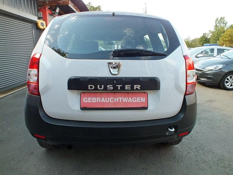 Gebraucht Dacia Duster 114 PS (83 kW) 2017 Weiß SUV