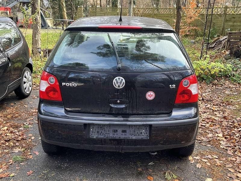 Second-hand VW Polo 64 CP (47 kW) 2002 Negru Hatchback